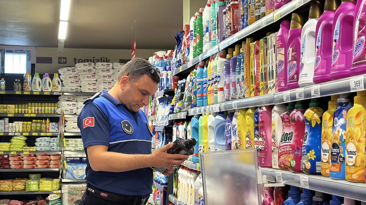 TARSUS BELEDİYESİ’NDEN MARKETLERE SIKI DENETİM