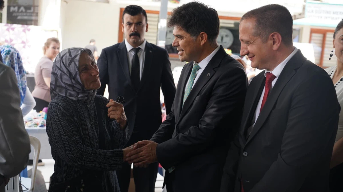 TARSUS&rsquo;TA HAYAT BOYU &Ouml;ĞRENME HAFTASI SERGİSİ A&Ccedil;ILDI