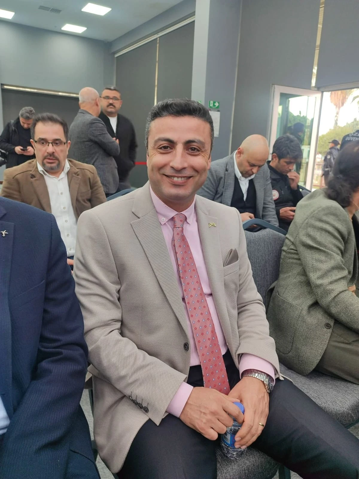 TESKİ&rsquo;DE GENEL M&Uuml;D&Uuml;RL&Uuml;K DEĞİŞİMİ: ONUR &Ouml;ZG&Uuml;L