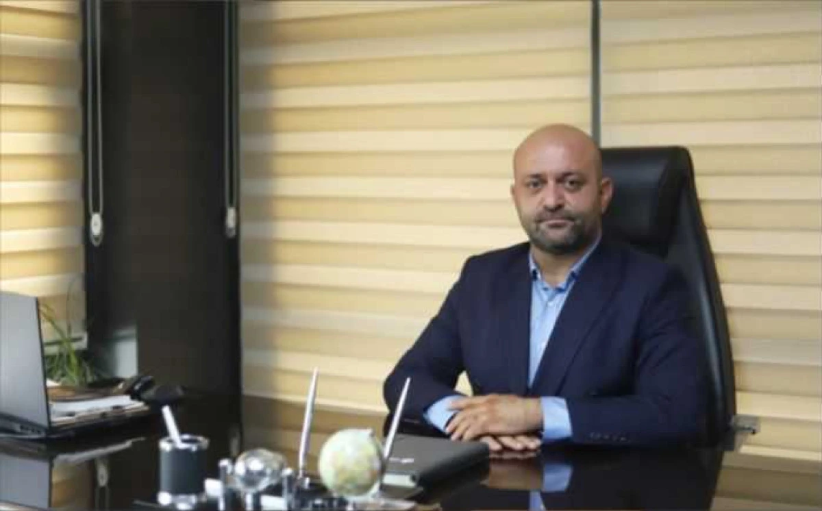 ‘TOPLUMUN VİCDANINI VE GELECEĞİNİ ÖĞRETMENLER YAŞATIYOR’