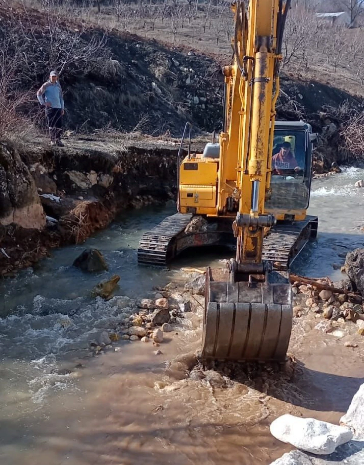 TOROSLAR BELEDİYESİ YAYLALARDA HİZMET ATAĞINI S&Uuml;RD&Uuml;R&Uuml;YOR 