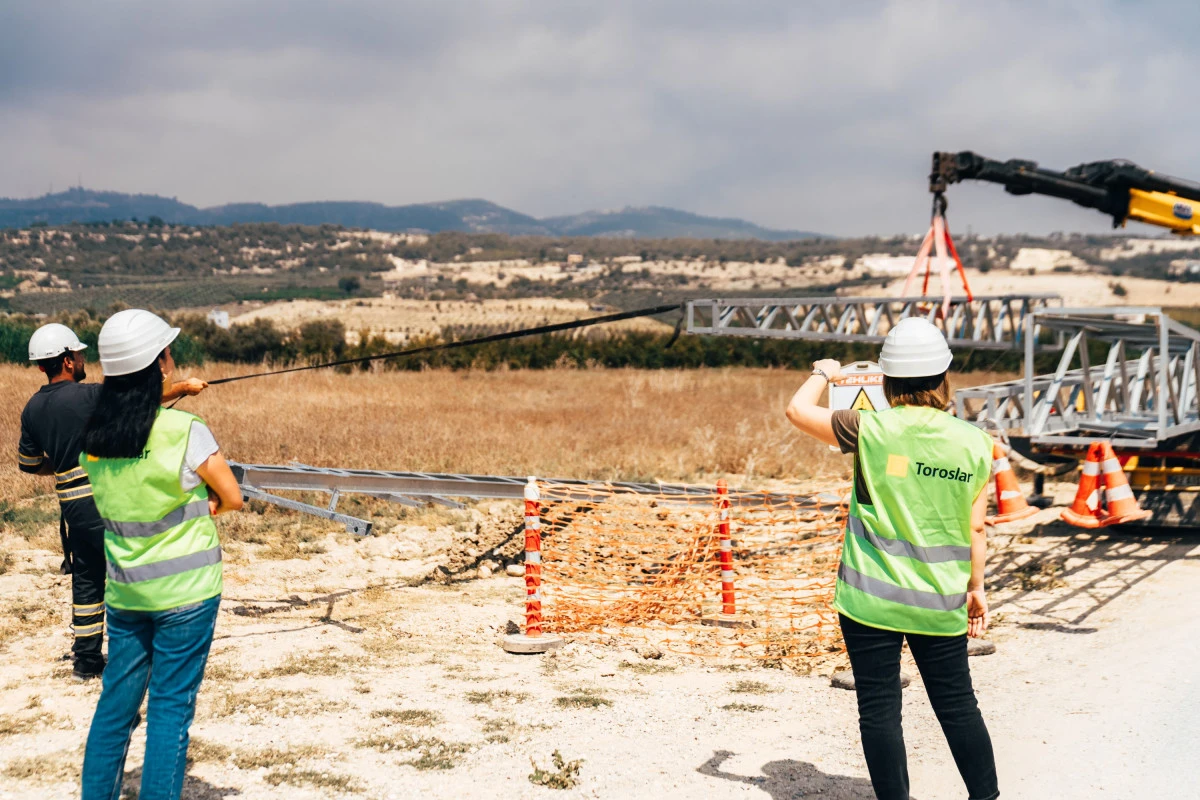TOROSLAR EDAŞ MERSİN&rsquo;İN ENERJİ ALTYAPISINI G&Uuml;&Ccedil;LENDİRMEYE DEVAM EDİYOR  