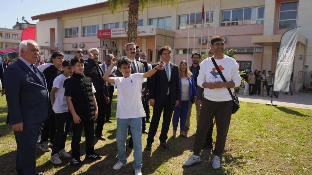 TOROSLAR&rsquo;DA &lsquo;RENKLİ ADIMLAR FESTİVALİ&rsquo; D&Uuml;ZENLENDİ