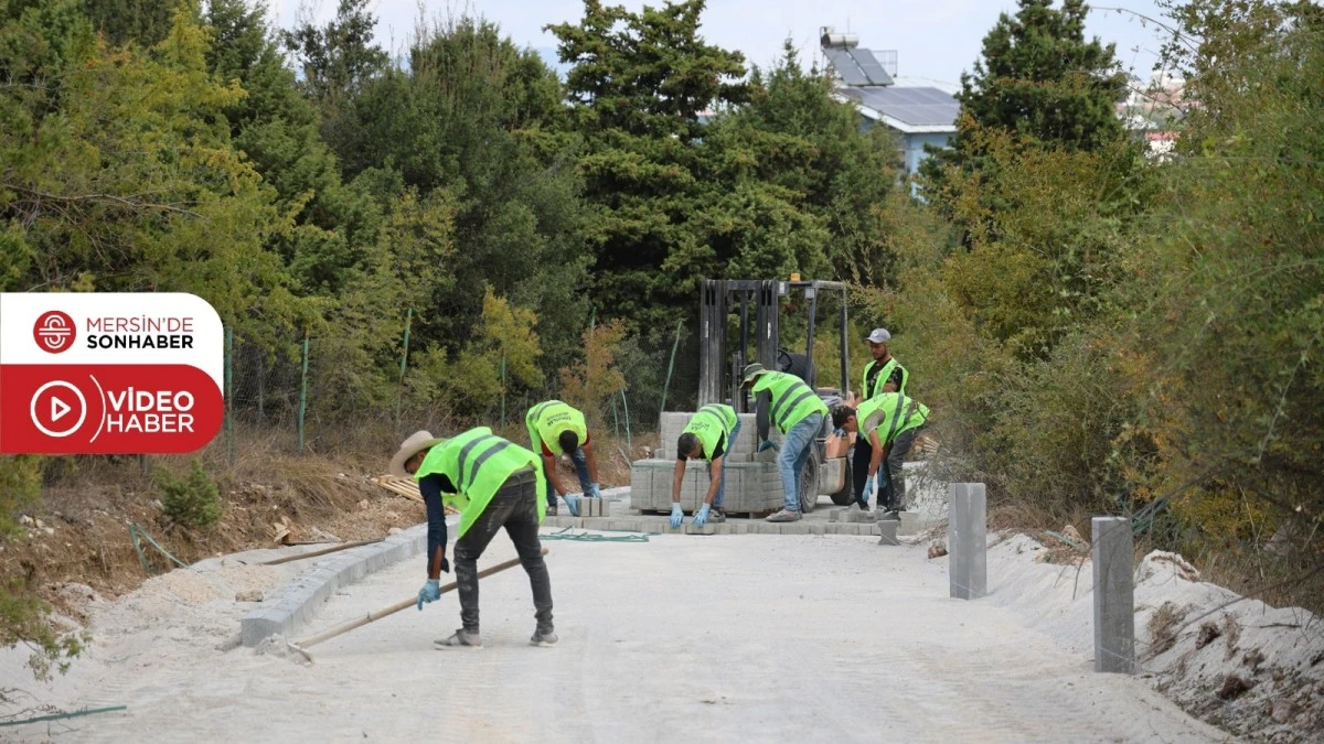 TOROSLAR&rsquo;IN KIRSAL MAHALLELERİNDE YOLLAR YENİLENİYOR