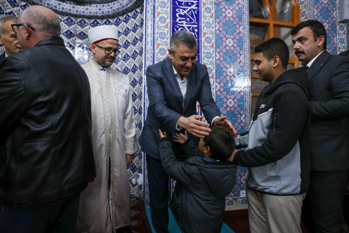 VALİ ATİLLA TOROS, MİRA&Ccedil; KANDİLİ PROGRAMINA KATILDI