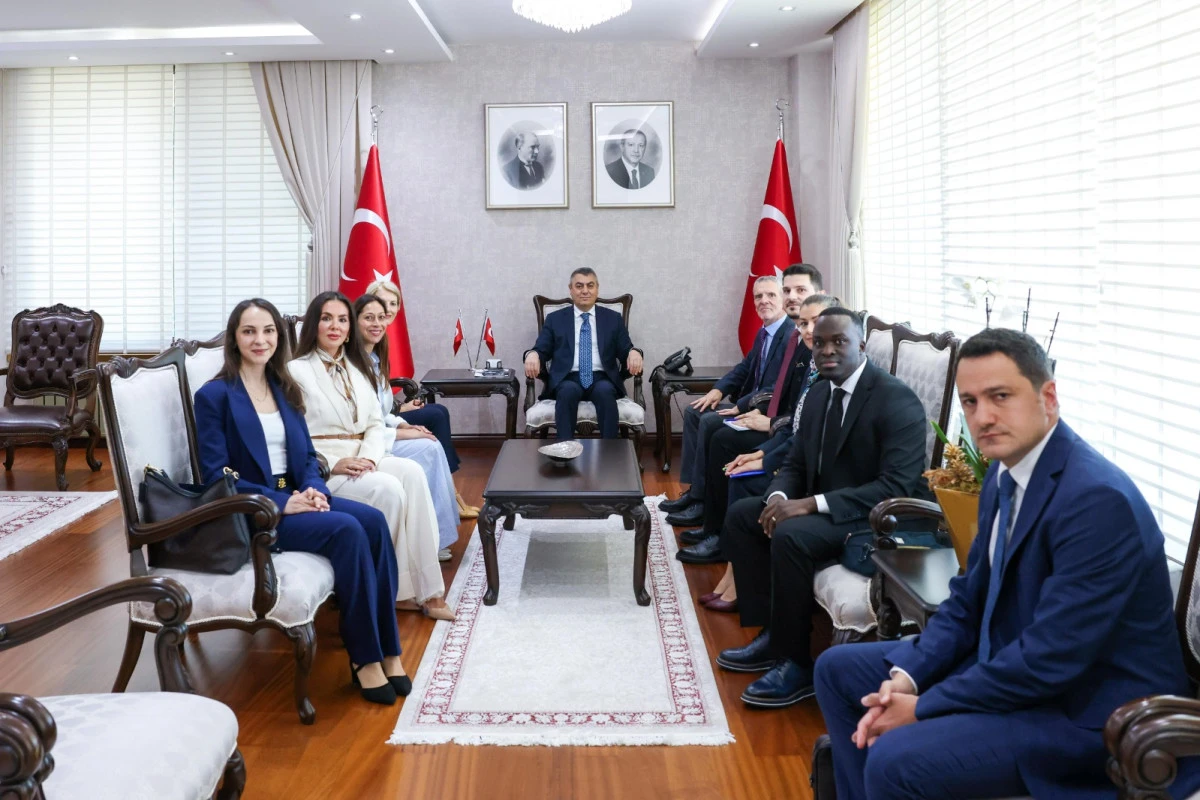 VALİ ATİLLA TOROS, ULUSLARARASI HEYETİ KABUL ETTİ VE G&Uuml;VENLİK TOPLANTISINA BAŞKANLIK ETTİ