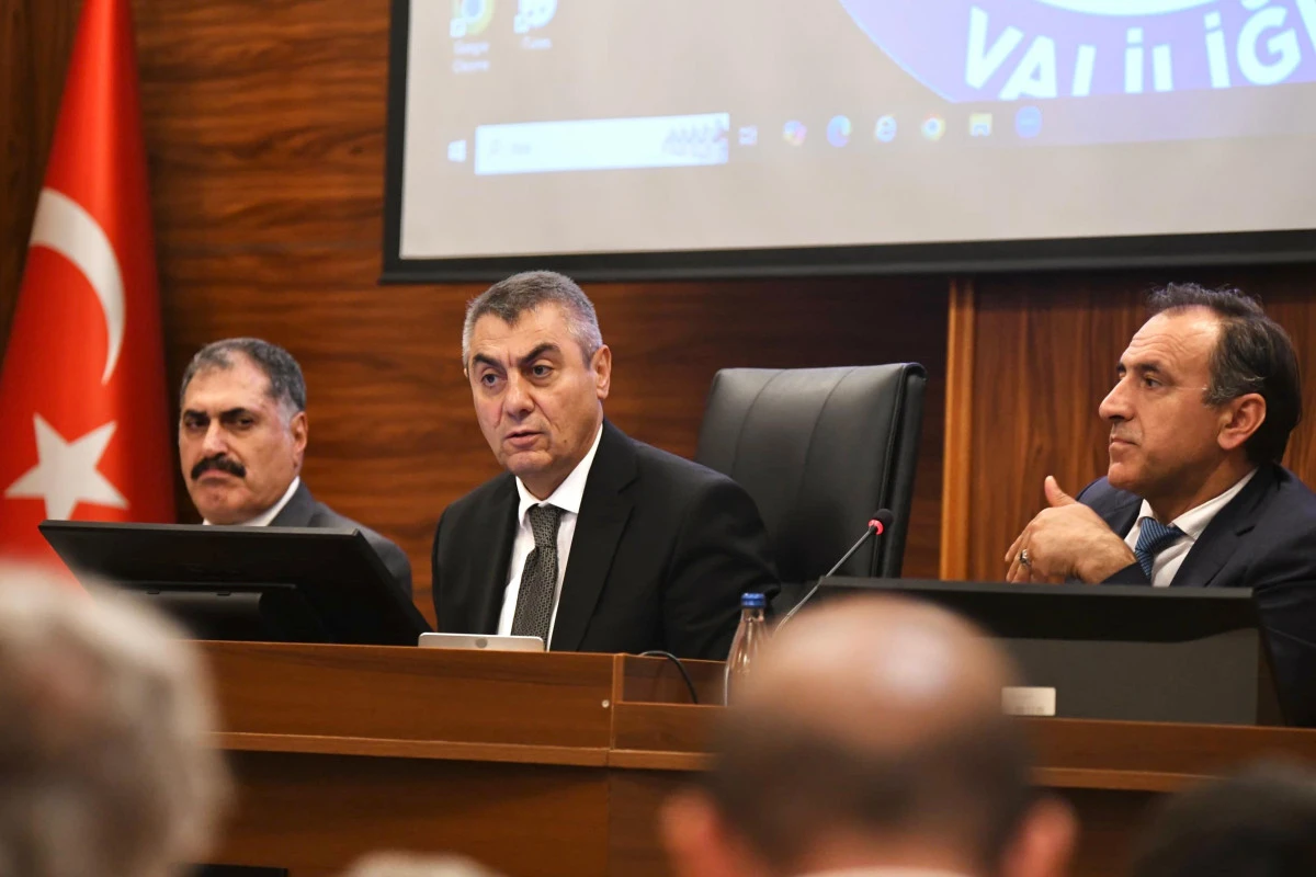 VALİ ATİLLA TOROS’TAN GÜN BOYUNCA YOĞUN ZİYARET VE TOPLANTILAR