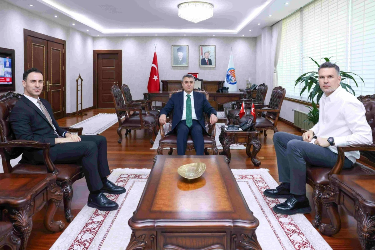 VALİ ATİLLA TOROS&rsquo;TAN POLİS HAFTASI, SAĞLIK HİZMETLERİ, SPOR VE BAKANLIK TOPLANTILARINA KATILIM