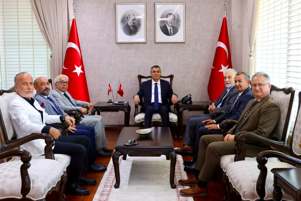 VALİ ATİLLA TOROS&rsquo;TAN YOĞUN MESAİ: ZİYARETLER, SAVUNMA SANAYİSİ TOPLANTISI VE TEMASLAR