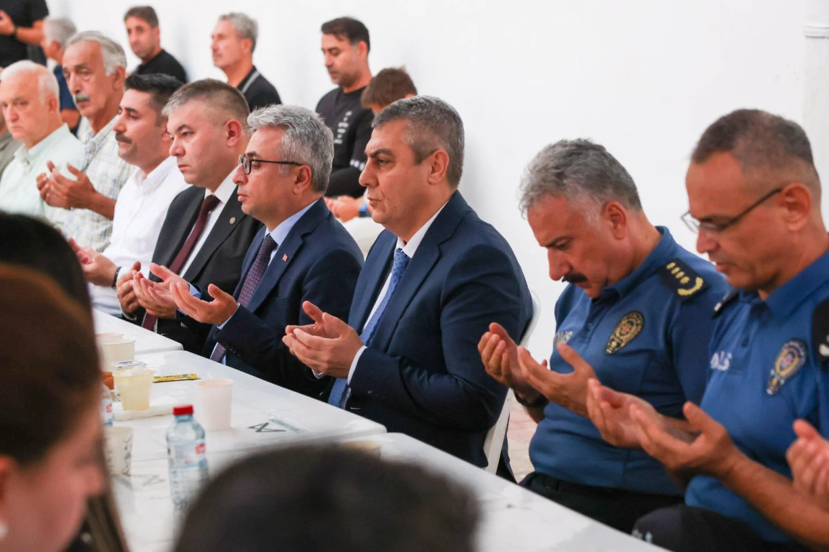 VALİ ATİLLA TOROS&rsquo;UN 10 EYL&Uuml;L PROGRAMINDA TAZİYE, JANDARMA ZİYARETİ VE TOKİ TOPLANTISI