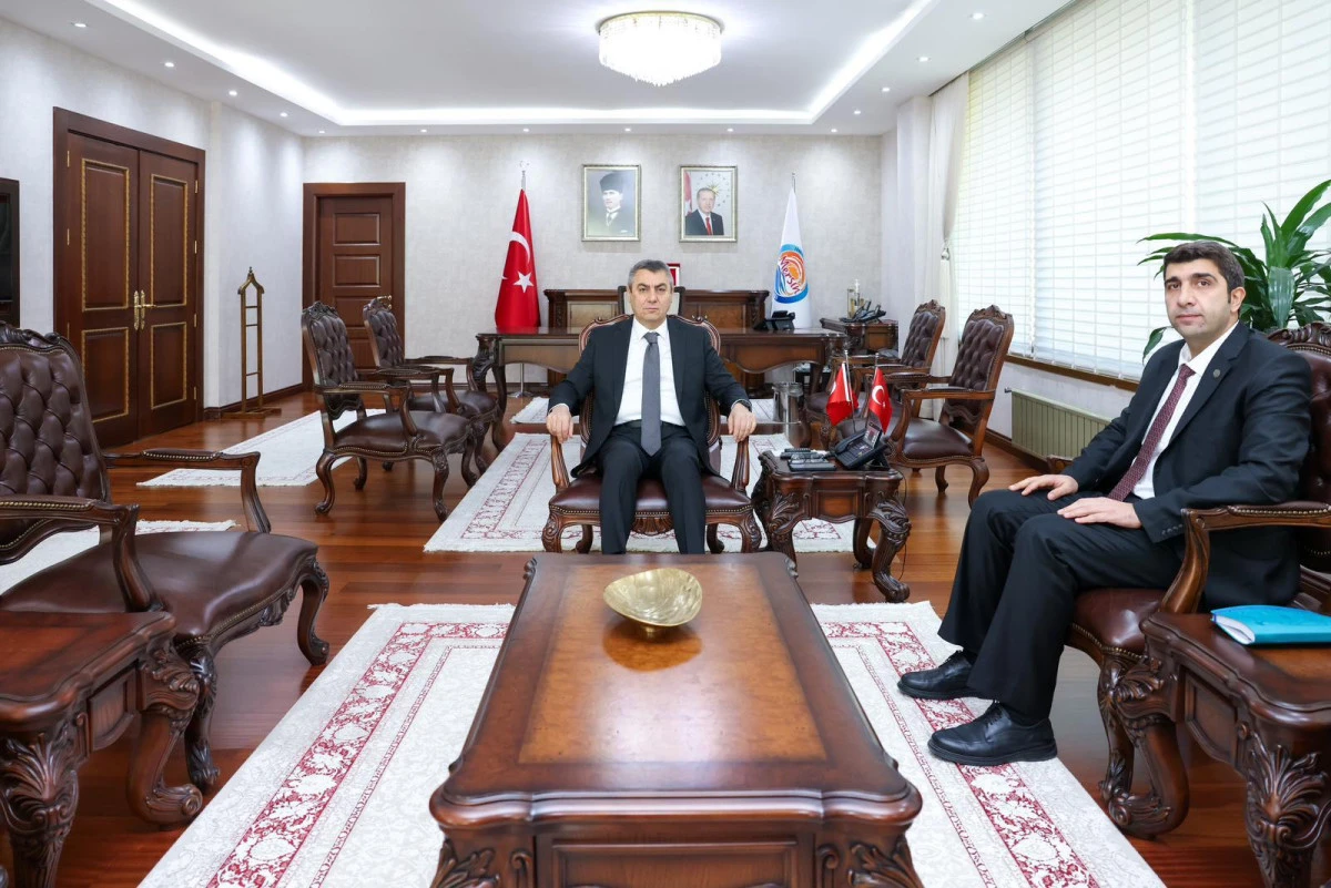 VALİ ATİLLA TOROS&rsquo;UN YOĞUN MESAİSİ: ZİYARET, G&Uuml;VENLİK BİLGİLENDİRMESİ VE TURİZM TOPLANTISI