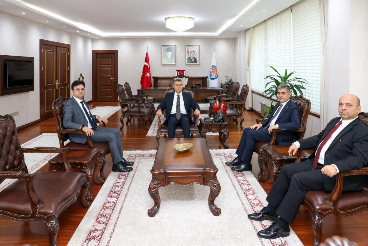 VALİ TOROS, CEZA İNFAZ KURUMLARI İLE TUTUKEVLERİ İŞYURTLARI KURUMU DAİRE BAŞKANI GEZGİNCİ’Yİ KABUL ETTİ