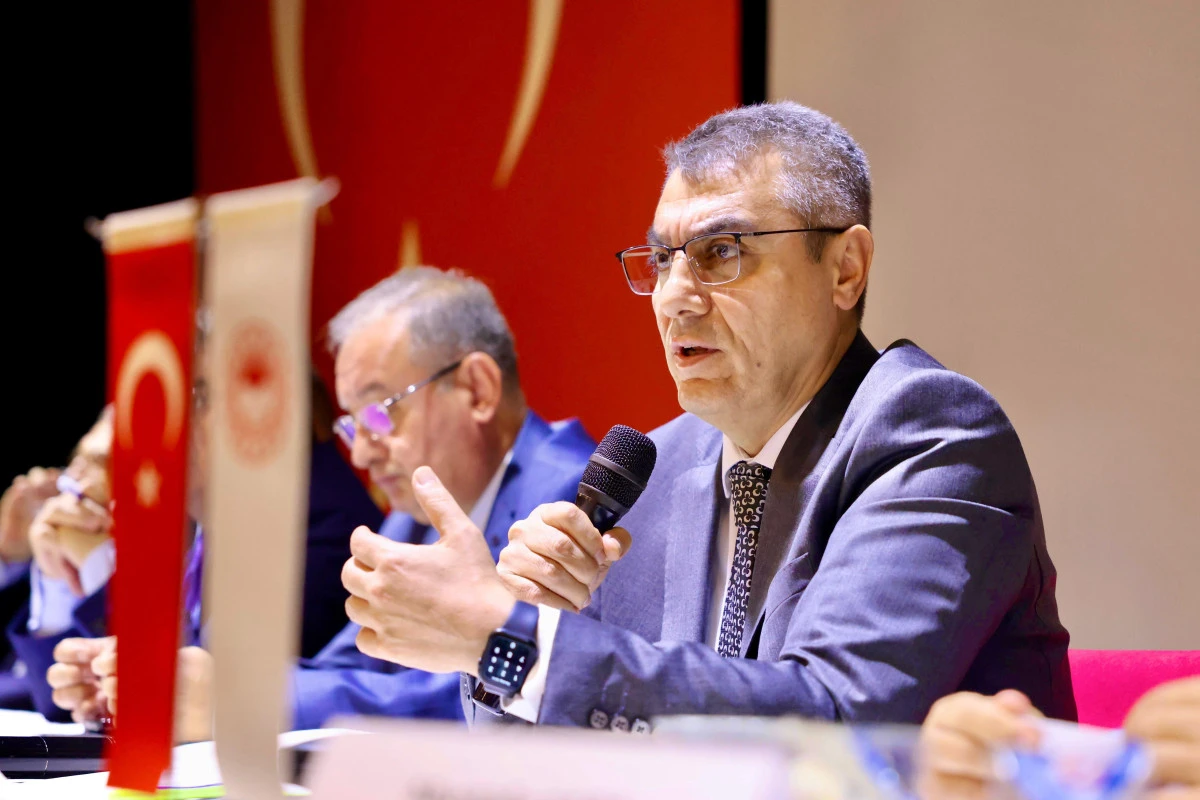 VALİ TOROS, YOĞUN BİR PROGRAM GERÇEKLEŞTİRDİ