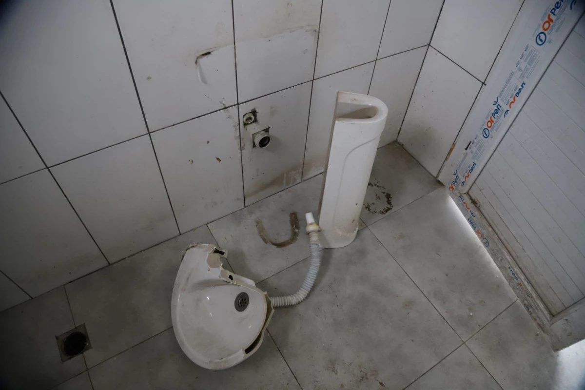 VATANDAŞLARIN SIK&Ccedil;A KULLANDIĞI PARKA AĞIR TAHRİBAT