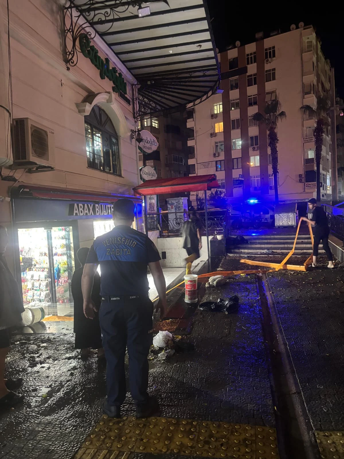 YENİŞEHİR BELEDİYESİ&rsquo;NDEN SU BASKINLARINA JET M&Uuml;DAHALE