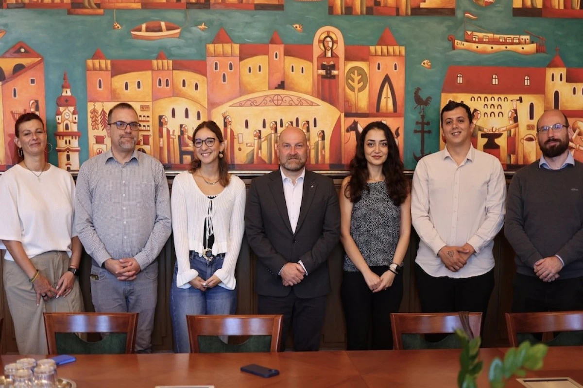 YENIŞEHIR, GYŐR&rsquo;&Uuml;N &lsquo;YEŞIL ULAŞIM&rsquo; MODELINI INCELEDI