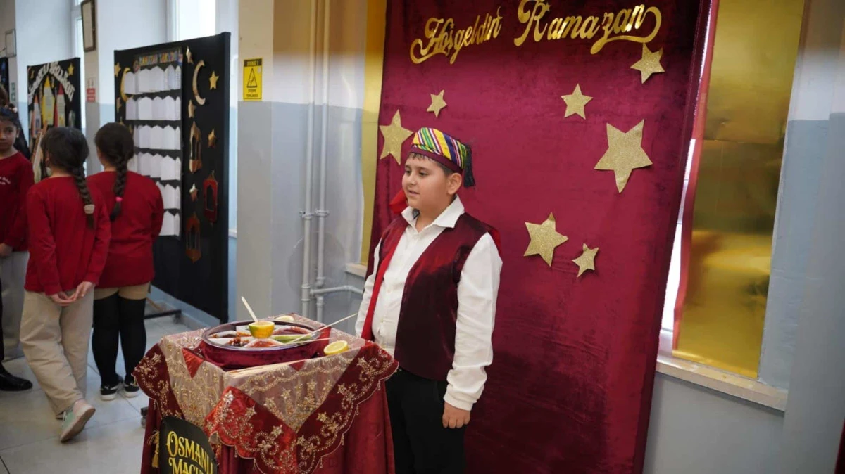 YENİŞEHİR İLKOKULUNDA RAMAZAN TEMALI YARDIMLAŞMA ETKİNLİĞİ VE SERGİ D&Uuml;ZENLENDİ