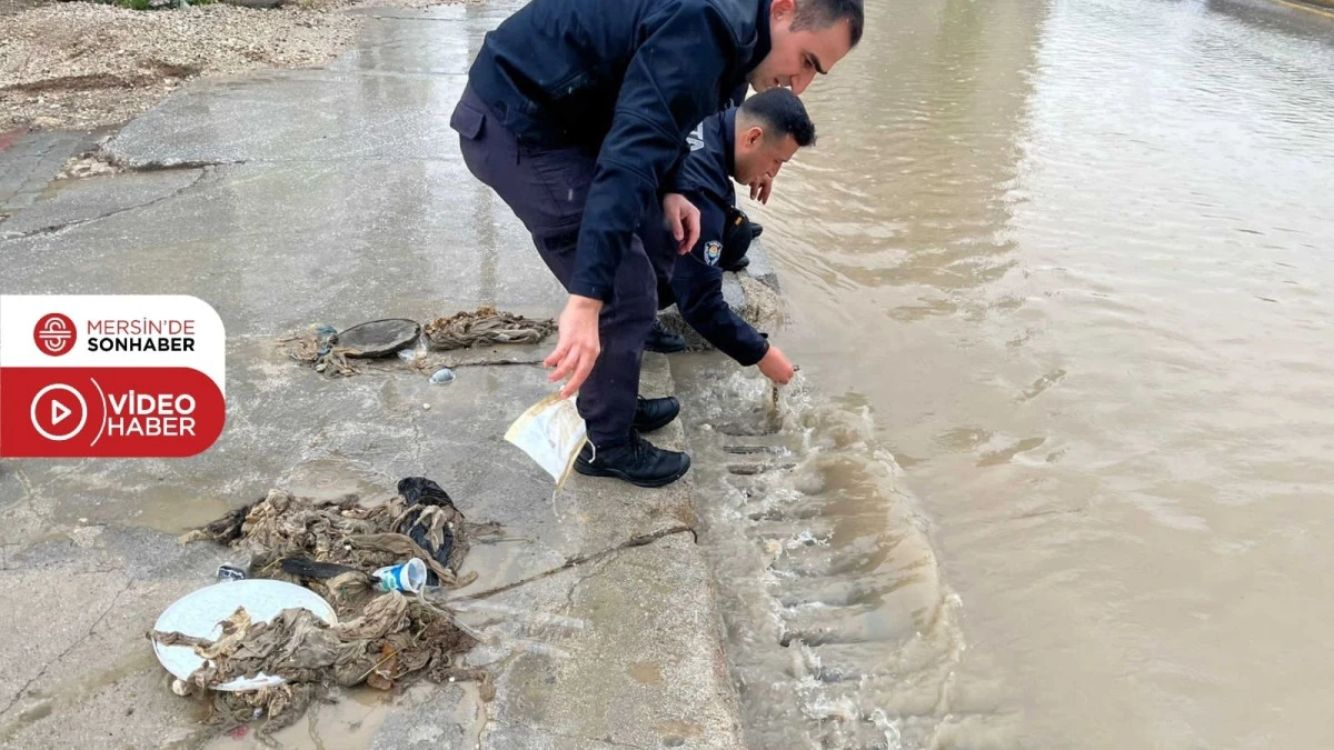 ZABITA EKİPLERİ SEL UYARISINDA VATANDAŞIN YARDIMINA KOŞTU