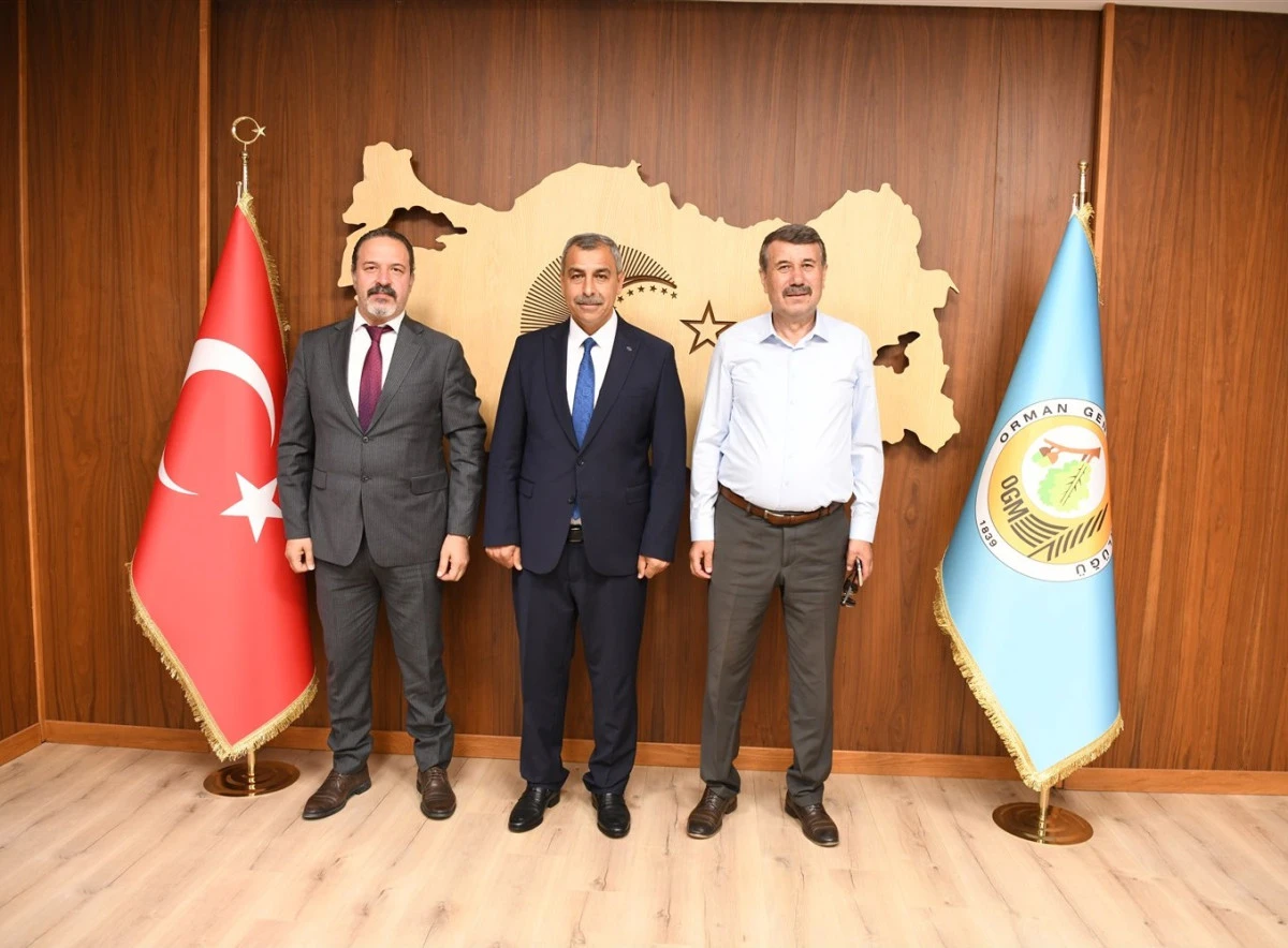 ZAFER KIZIL&rsquo;A ZİYARETLER S&Uuml;R&Uuml;YOR