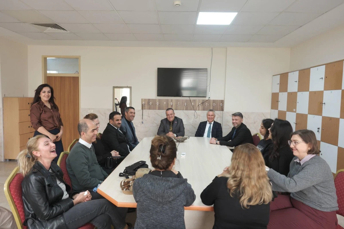 ZEKİ SABAH İLKOKULU&rsquo;NA İL MİLL&Icirc; EĞİTİM M&Uuml;D&Uuml;RL&Uuml;Ğ&Uuml; ZİYARETİ